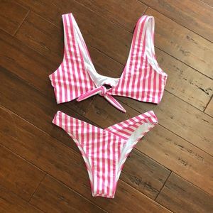 ☀️PINK AND WHITE BIKINI☀️